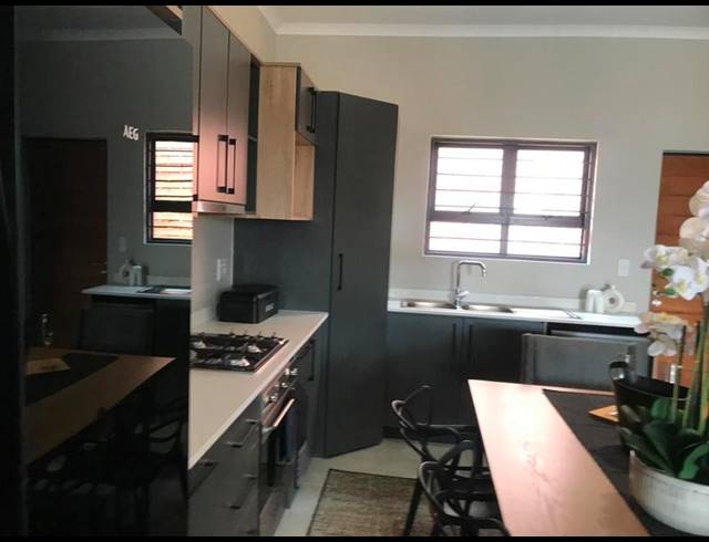 3 BEDROOM HOUSE FOR SALE IN OLYMPUS AH